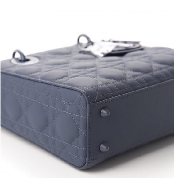 CHRISTIAN DIOR
Ultra Matte Calfskin Cannage Small - Picture 2 of 8